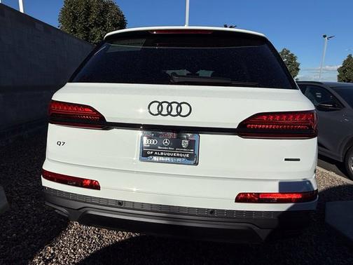 Carrara White 2026 Audi Q7 45 Premium Plus