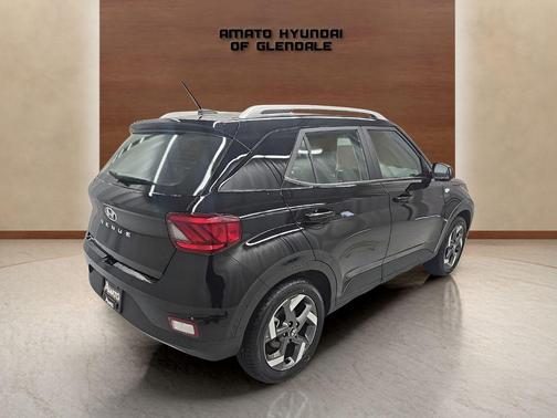 Onyx Black 2026 Hyundai VENUE SEL