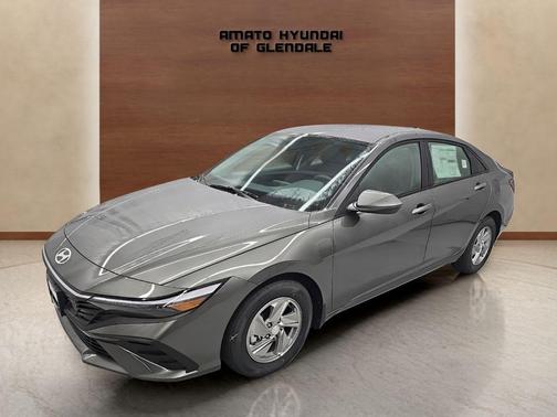 Gray 2026 Hyundai ELANTRA SE