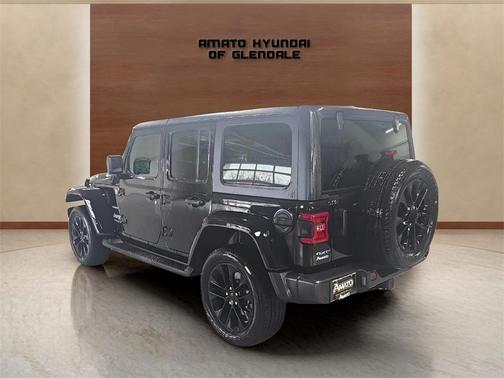 2022 Jeep Wrangler Unlimited 4xe Sahara