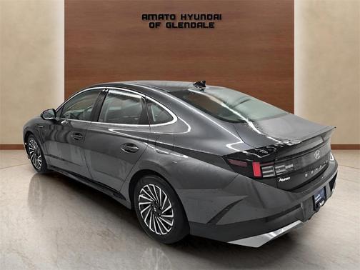 2025 Hyundai SONATA Hybrid SE