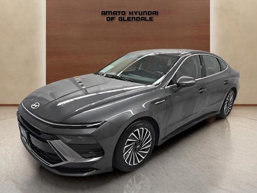 2025 Hyundai SONATA Hybrid SE