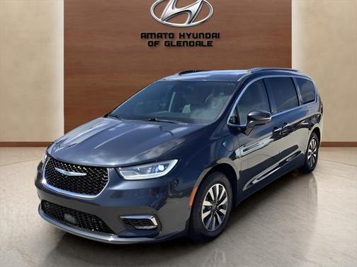 2021 Chrysler Pacifica Hybrid Touring L