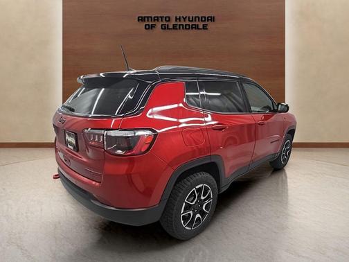 Red Hot Pearlcoat 2025 Jeep Compass Trailhawk