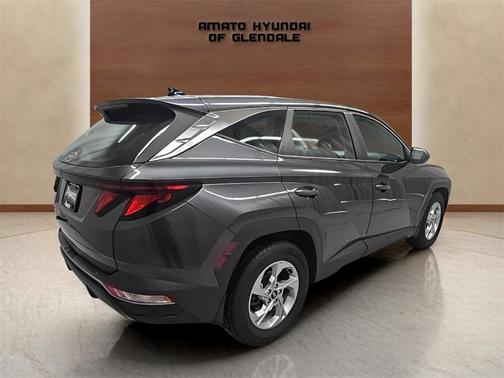 2024 Hyundai TUCSON SE