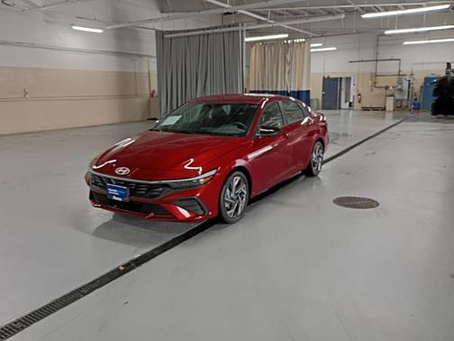 2025 Hyundai ELANTRA Sport