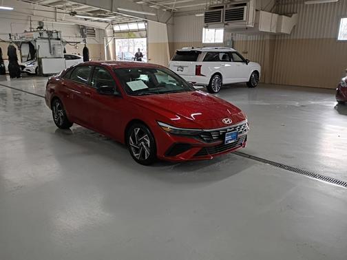 2025 Hyundai ELANTRA Sport