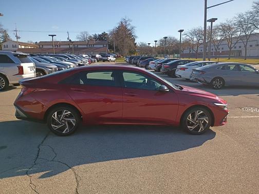 2025 Hyundai ELANTRA Sport