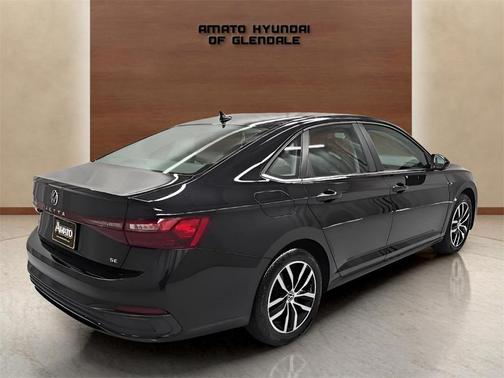 2025 Volkswagen Jetta 1.5T SE