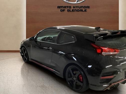 2019 Hyundai Veloster Base