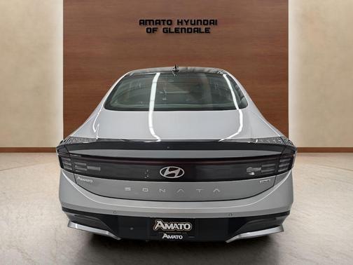Aero Silver 2024 Hyundai SONATA Hybrid Limited