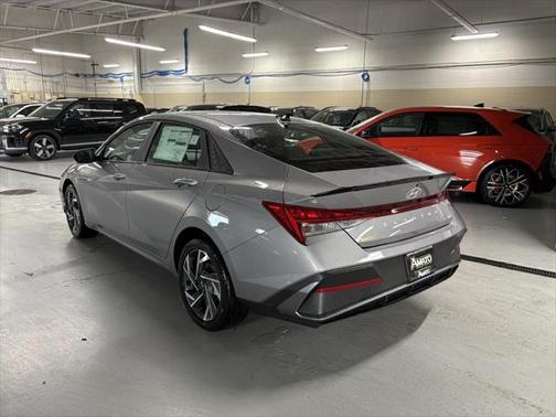 2025 Hyundai ELANTRA Sport