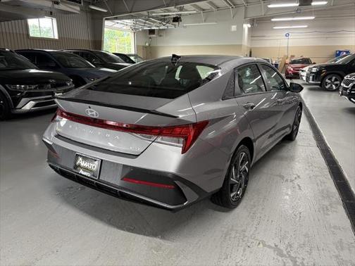 2025 Hyundai ELANTRA Sport