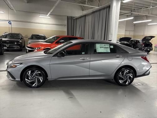 2025 Hyundai ELANTRA Sport