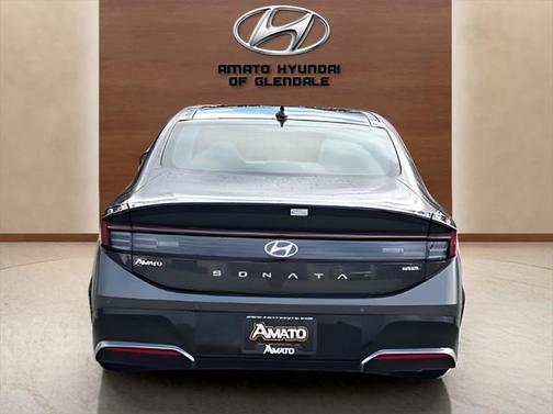 2025 Hyundai SONATA Hybrid Limited