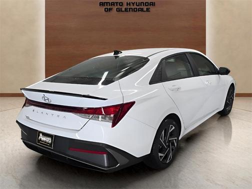 2025 Hyundai ELANTRA Sport