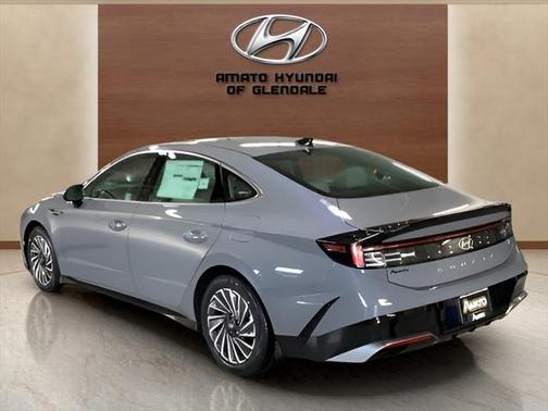 2025 Hyundai SONATA Hybrid SE