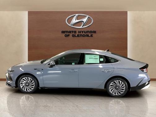 2025 Hyundai SONATA Hybrid SE