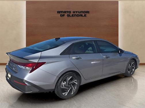 2025 Hyundai ELANTRA Sport