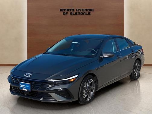 2025 Hyundai ELANTRA SEL
