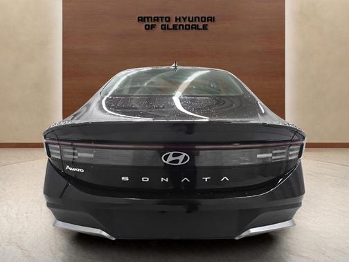 Abyss Black 2026 Hyundai SONATA SE