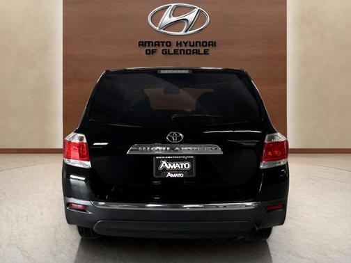 2013 Toyota Highlander SE