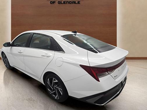 Serenity White 2025 Hyundai ELANTRA SEL