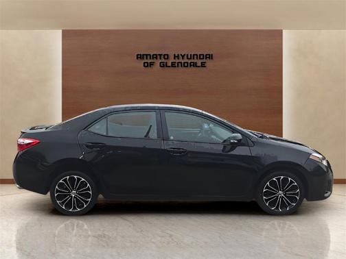 2015 Toyota Corolla S Plus