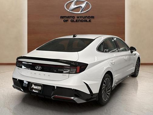 2025 Hyundai SONATA Hybrid SE