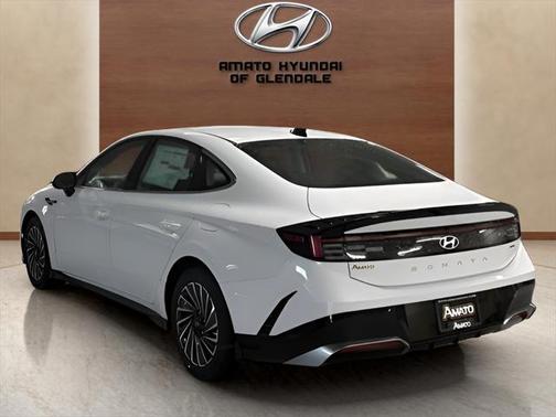 2025 Hyundai SONATA Hybrid SE