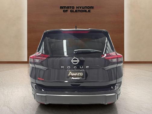 Super Black 2025 Nissan Rogue SV