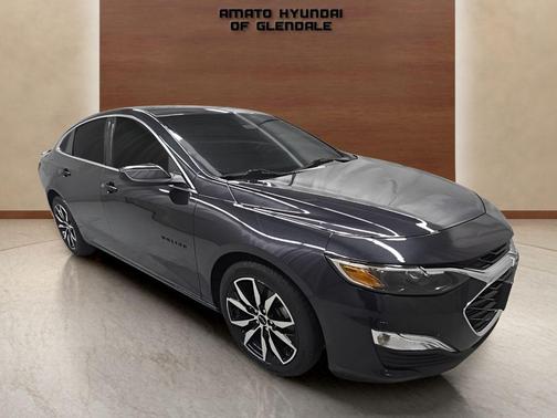 Dark Ash Metallic 2023 Chevrolet Malibu FWD RS