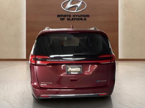 2021 Chrysler Pacifica Hybrid Touring L