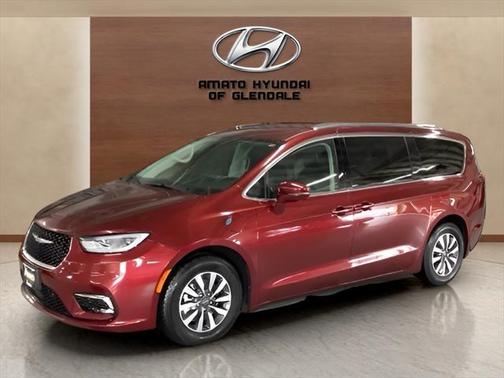 2021 Chrysler Pacifica Hybrid Touring L
