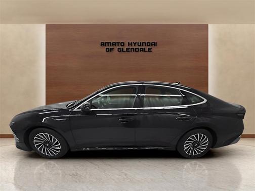 2025 Hyundai SONATA Hybrid SE