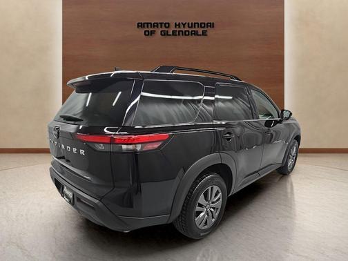 2025 Nissan Pathfinder SV 4WD