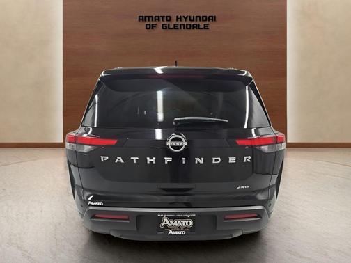 2025 Nissan Pathfinder SV 4WD
