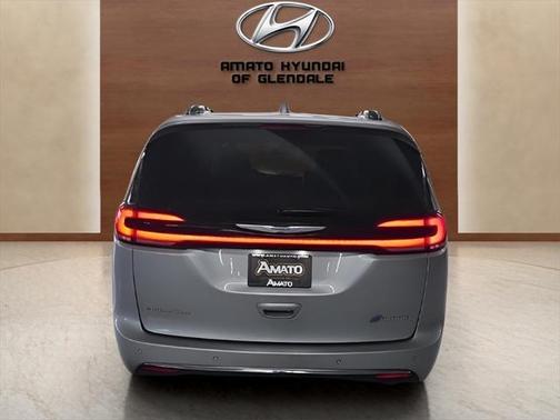 2021 Chrysler Pacifica Hybrid Touring L