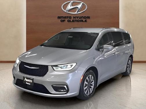 2021 Chrysler Pacifica Hybrid Touring L