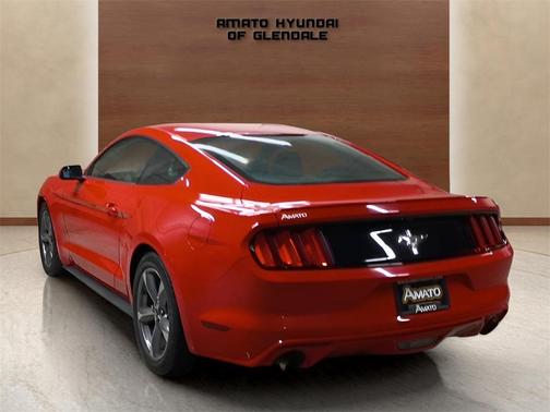 2016 Ford Mustang V6