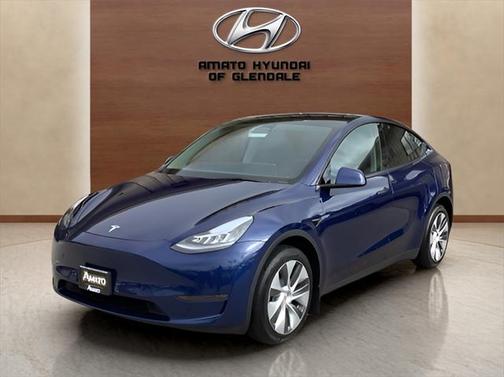 2022 Tesla Model Y Long Range Dual Motor All-Wheel Drive