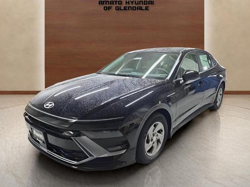 Abyss Black 2026 Hyundai SONATA SE