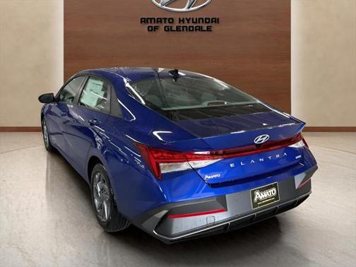2025 Hyundai ELANTRA HEV Blue