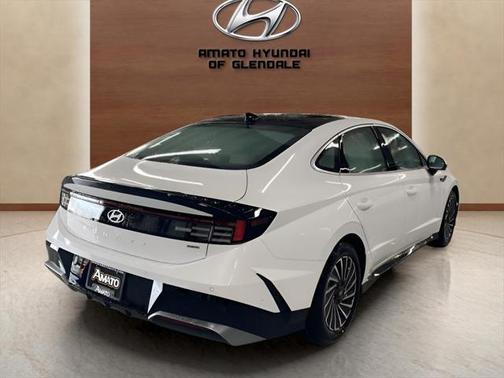 2025 Hyundai SONATA Hybrid Limited