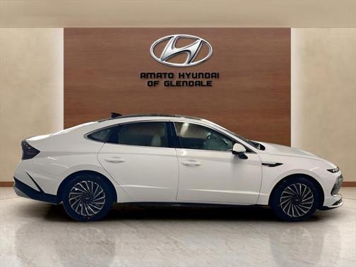 2025 Hyundai SONATA Hybrid Limited