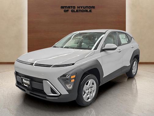 Cyber Gray Metallic 2026 Hyundai KONA SE
