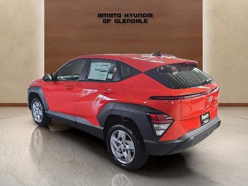 Soultronic Orange Pearl 2026 Hyundai KONA SE