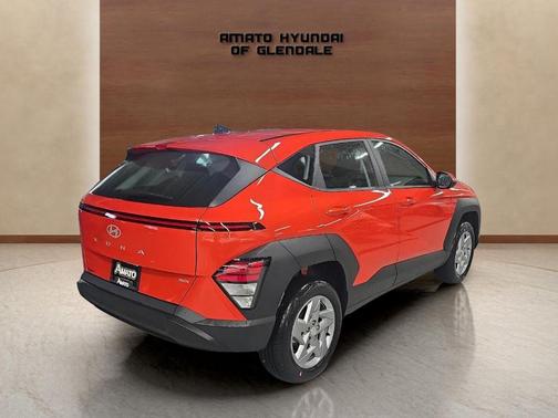Soultronic Orange Pearl 2026 Hyundai KONA SE