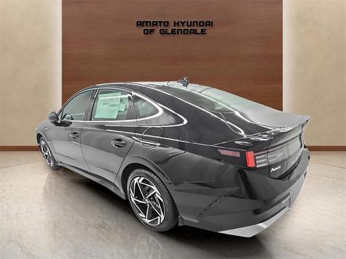 2026 Hyundai SONATA SEL