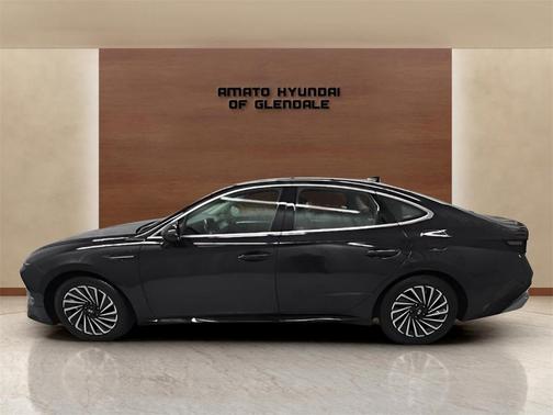 2025 Hyundai SONATA Hybrid SE